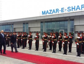 استقبال والی بلخ از رئیس جمهور غنی