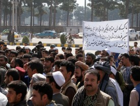 اعتراض شماری از دکان‌داران هرات در پی تصمیم شهرداری