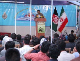 برگزاری شب شعر در سومین روز نمایشگاه بزرگ فرهنگی و کتاب جمهوری اسلامی ایران در کابل