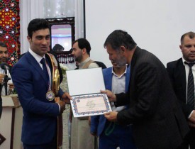 تقدیر از دارنده کمربند طلای موی‌تای جهان در هرات