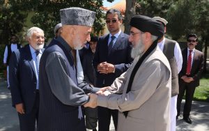Karzai hosts Hekmatyar in his residence to discuss peace and other issues