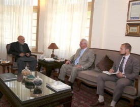 Karzai met Russian Ambassador to discuss ongoing current Afghan situation
