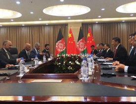 افغانستان و چین دو تفاهمنامه ساخت راه‌آهن و بند برق را امضا کردند