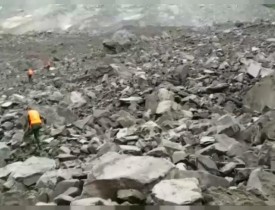 Five dead, 120 people missing in China landslide