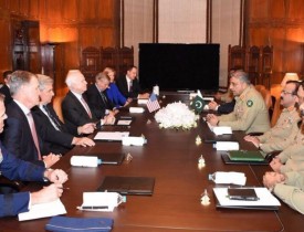 سناتوران امریکایی بعد از دیدار با مقامات پاکستانی، وارد افغانستان شدند