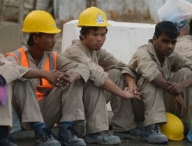 خروج 300 هزار کارگر خارجی از قطر