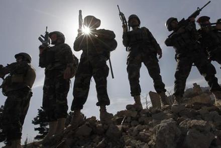 فاریاب کې د افغان امنیتي ځواکونو ۱۳۰ منسوبین طالبانو ته تسلیم شوي