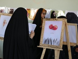 نمایشگاه حجاب تحت عنوان "چادری ها فرشته اند" در شهر مزارشریف برگزار شد