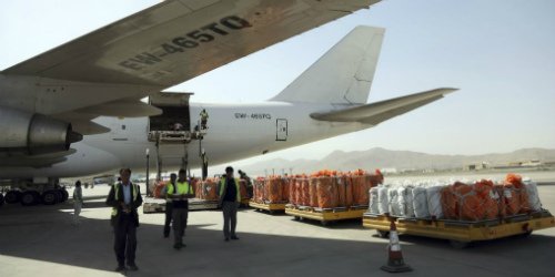 120 Tons Of Fruit Waiting to Reach India Markets By Air Cargo