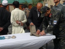پولیس از قاچاق یک کتاب باستانی در میدان وردک جلوگیری کرد