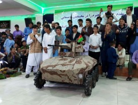 ابداع دو ربات پیشرفته نظامی توسط دو نوجوان / آوردن صلح و کاهش تلفات نیروهای امنیتی ؛ انگیزه مخترعین جوان هراتی