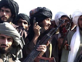 طالبان در مسیر شاهراه غور – هرات ۸ موتر حاوی مواد خوراکی را باخود بردند