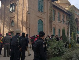 حمله تروریستی به یک دانشگاه در پیشاور، ۴۰ کشته و زخمی برجا گذاشت