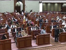 نمایندگان پارلمان افغانستان مقابل تصمیم ترامپ ایستادند