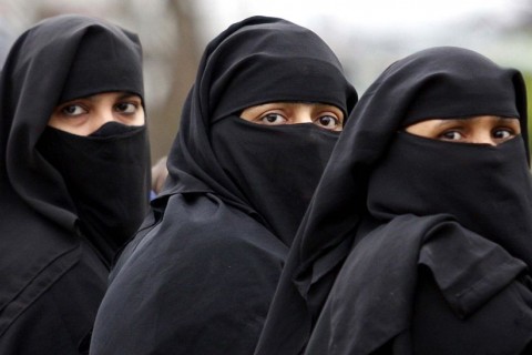 غیر الزامی شدن پوشیدن چادر برای زنان عربستانی