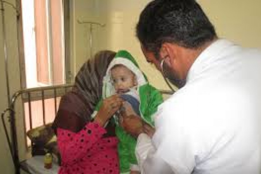 مرگ روزانه ۳ کودک به دلیل سینه و بغل در شفاخانه اطفال هرات