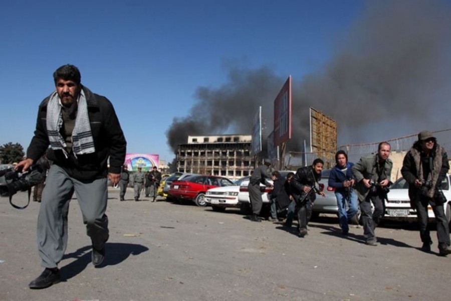 گزارشگران بدون مرز: طالبان از رسانه‌ها باج می‌گیرند