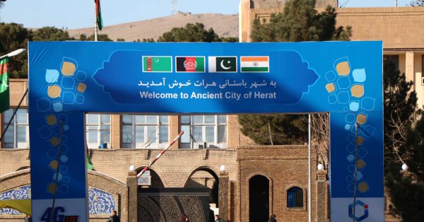 سفر مقامات هند، پاکستان و ترکمنستان به افغانستان