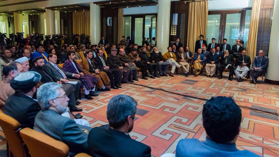 بن‌بست سیاسی افغانستان؛ آیا نظام پارلمانی نجات‌بخش است؟ + نظر