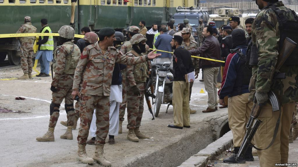 کشته‌شدن ۴ نظامی پاکستانی در حمله انتحاری کویته