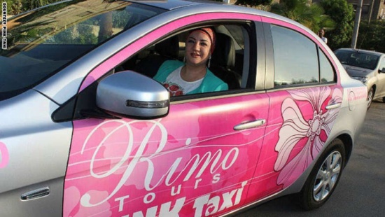 زنان عمانی اجازه رانندگی تاکسی و کامیون پیدا کردند