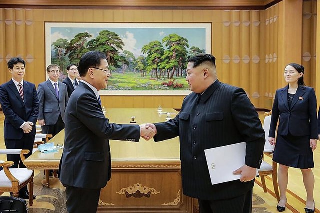 هیئتی از کره جنوبی نتایج نشست با رهبر کره شمالی را به اطلاع مقامات آمریکایی می‌رساند