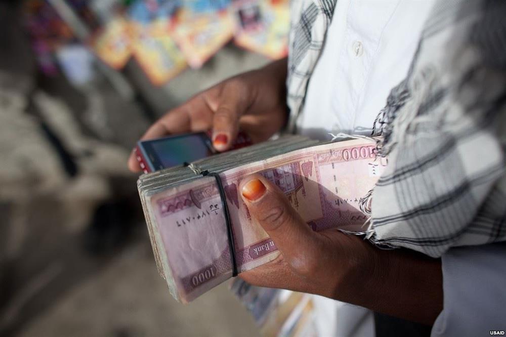 روند صدور جواز شرکت‌های خدمت‌های پولی در افغانستان آغاز شد