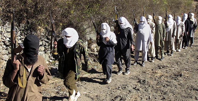فرماندهان امریکایی: پاکستان هنوزهم از طالبان پشتیبانی می‌کند