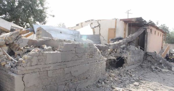اخبار ضد و نقیض از ماهیت حمله هوایی نیروهای دولتی در قندوز
