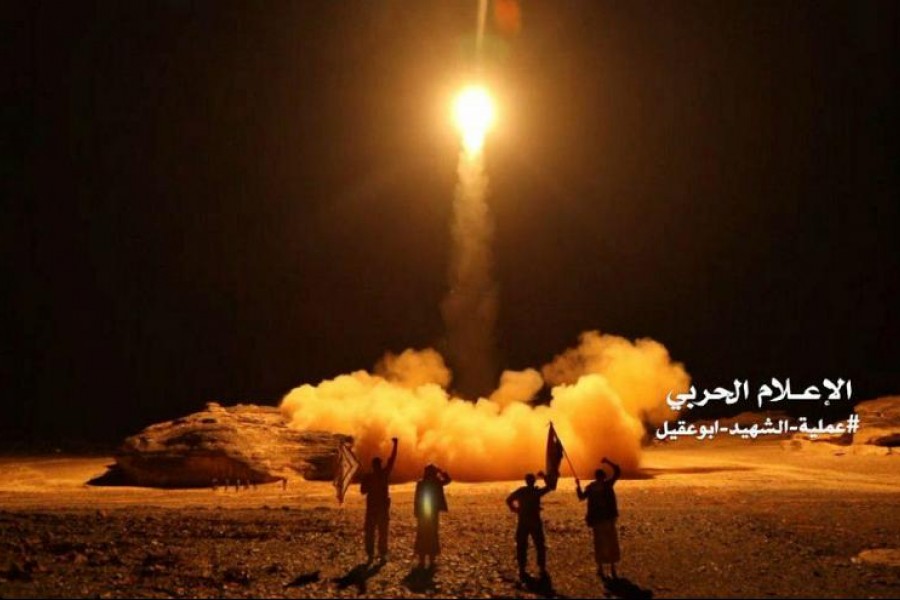 انصارالله یمن، شرکت نفت عربستان (آرامکو) را هدف حمله موشکی قرار داد