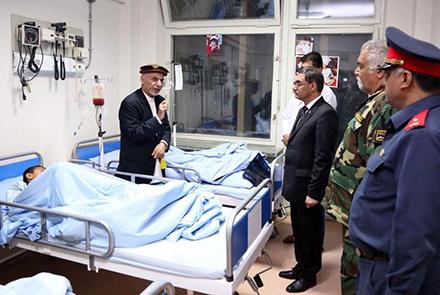 Ghani Visits Dasht-e-Archi Victims In Kabul Hospital