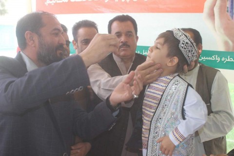 آغاز کمپاین واکسین فلج اطفال در فراه