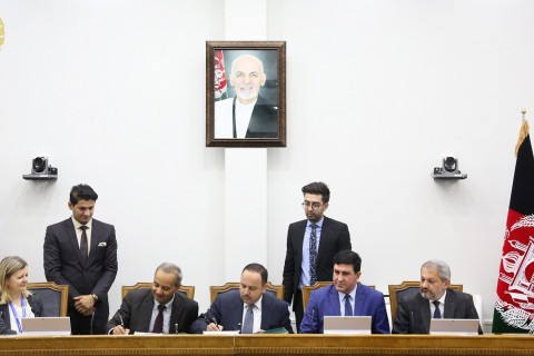 Ministry of Finance and the World Bank Sign 3 Grant Agreements of $691Million Improve Afghanistan