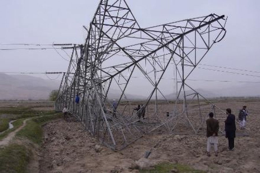طالبان برق وارداتی تاجیکستان و ازبکستان به کابل را قطع کردند
