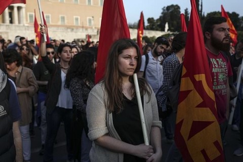 تظاهرات مخالفان حمله به سوریه در یونان