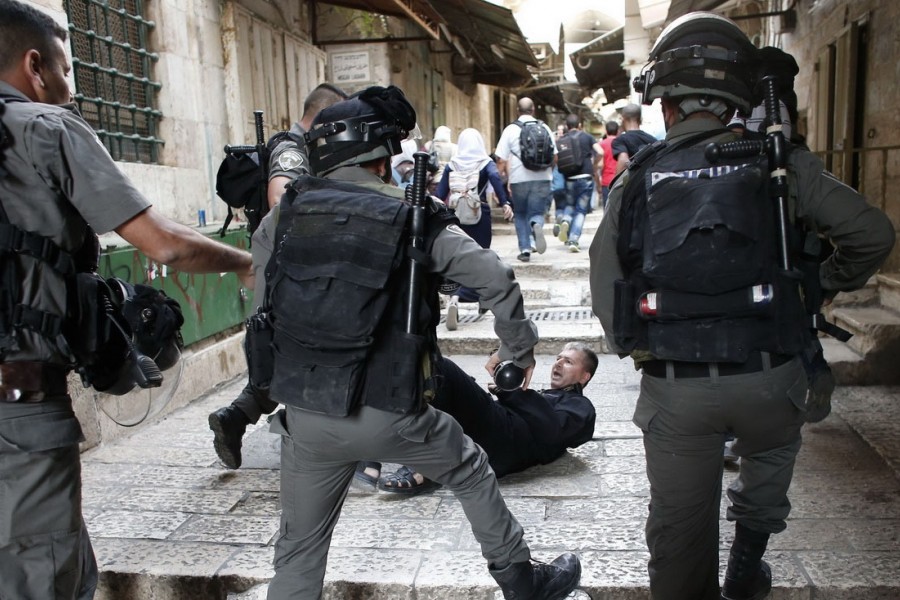 حمله صهیونیست‌ها به دانشجویان فلسطینی