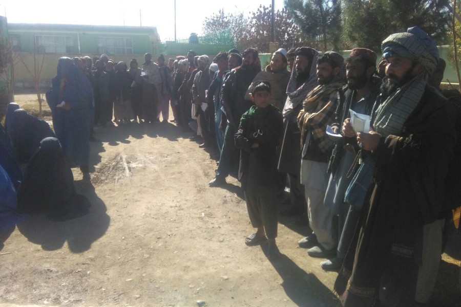 مسدود شدن دروازه دفتر کمیسیون انتخابات غزنی