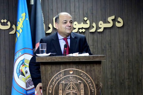 وزیر داخله: در حمله حوزه دهم امنیتی پنج مهاجم انتحاری سهم داشتند/ تاکتیک‌های دشمن تغییر کرده است