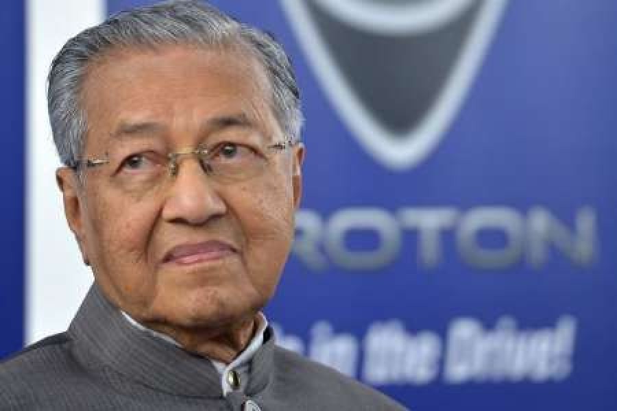 نخست وزیری ماهاتیر محمد  ۹۲ ساله در مالزی