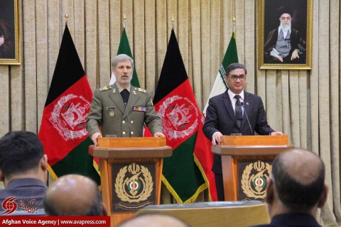 گزارش تصویری/ نشست مشترک خبری وزرای دفاع افغانستان و ایران در تهران  