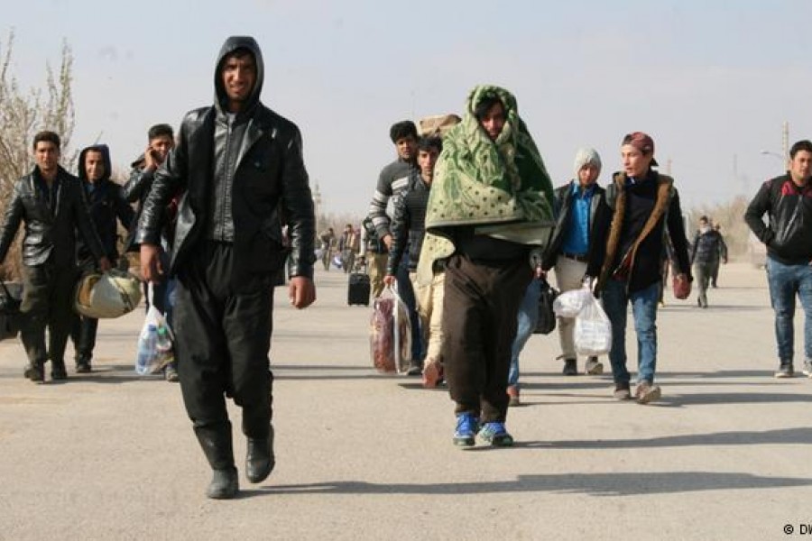 ایجاد مرکز پذیرش برای مهاجرین افغانِ رد مرز شده در مرز اسلام قلعه