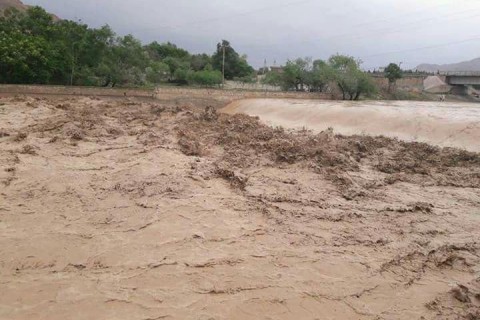 خسارت‌های سنگین سیلاب های موسمی برای کشاورزان بامیان