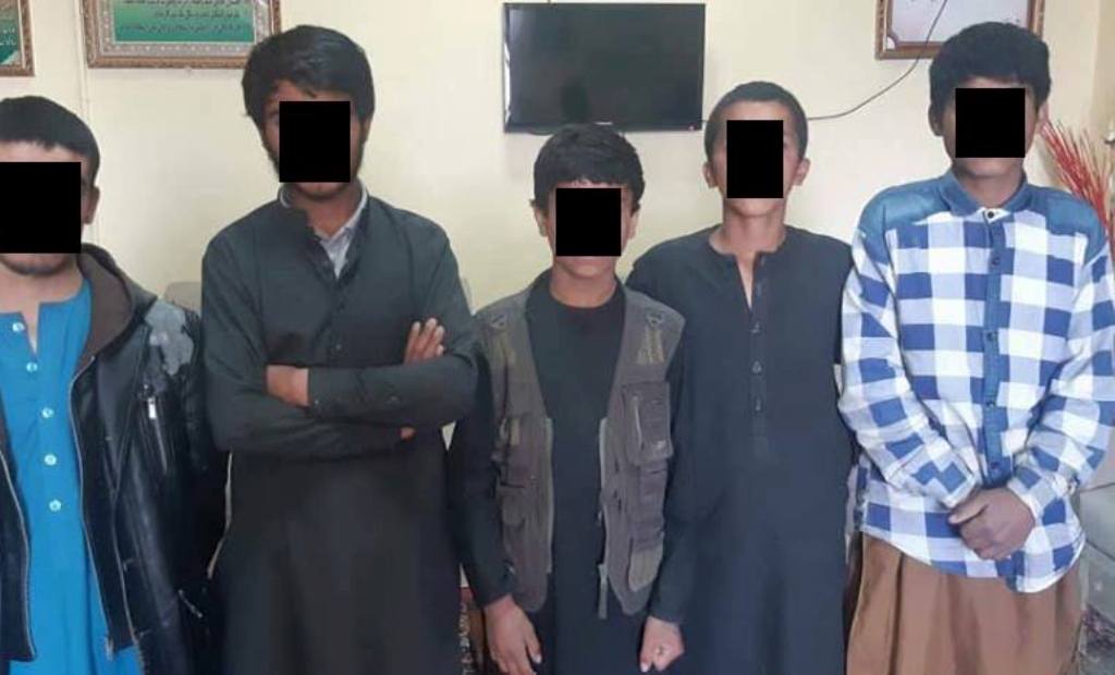Gang of young boys involved in robberies busted in Kabul city