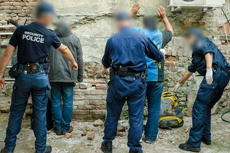بازداشت بیش از ۲۰ پناهجو از سوی پولیس بلغارستان