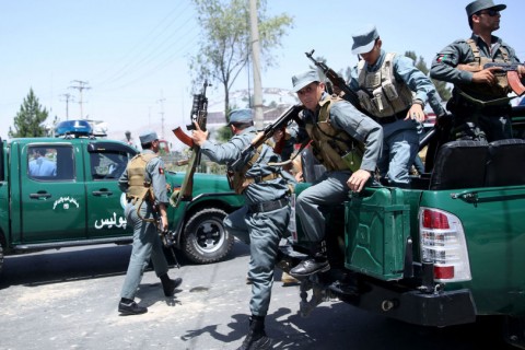 قطع معاش 30 هزار نیروی پولیس افغانستان به دلیل فساد در رهبری این نیروها از سوی امریکا