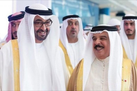 ولیعهد امارات برای برکناری نخست‌وزیر بحرین تلاش می‌کند