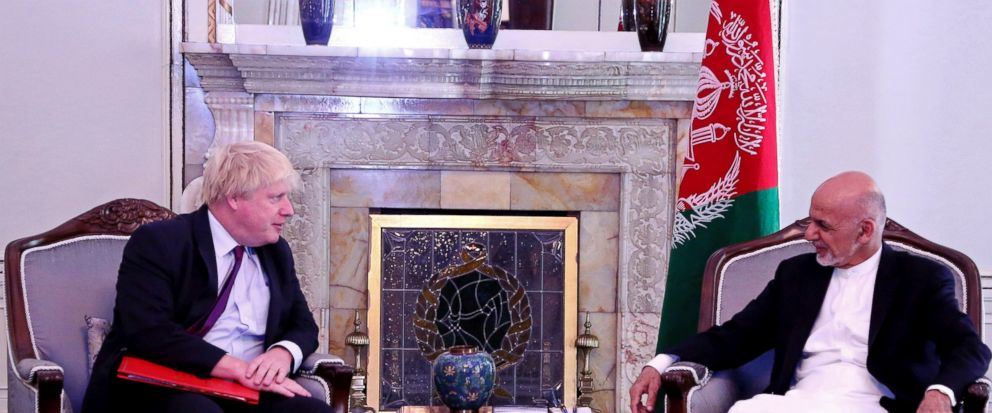Afghan president meets British FM in Kabul