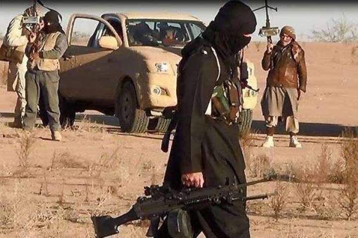 اسارت ۹ تروریست داعش در درگیری با طالبان در کنر