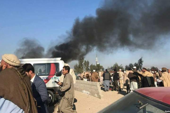 8 شهید و 5 زخمی در نتیجه یک انفجار در میان تجمع حامیان صلح در ولایت لوگر