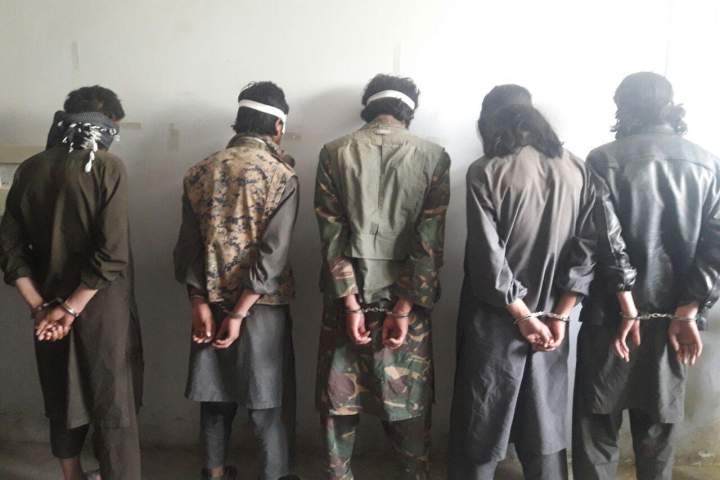 قوماندان امنیه نام نهاد طالبان در ولسوالی کهمرد بازداشت شد